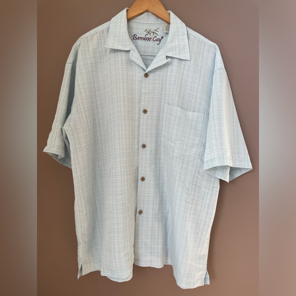 Bamboo Cay Men’s XL Button Down Lightweight Shirt